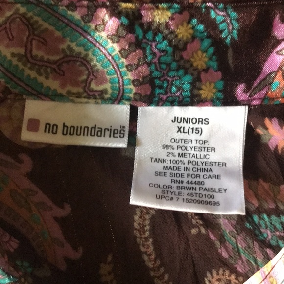 No Boundaries Paisley Blouse - Picture 7 of 7